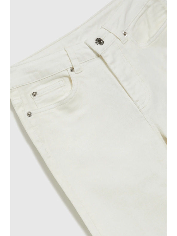 Moodo Krémszínű női harang farmer