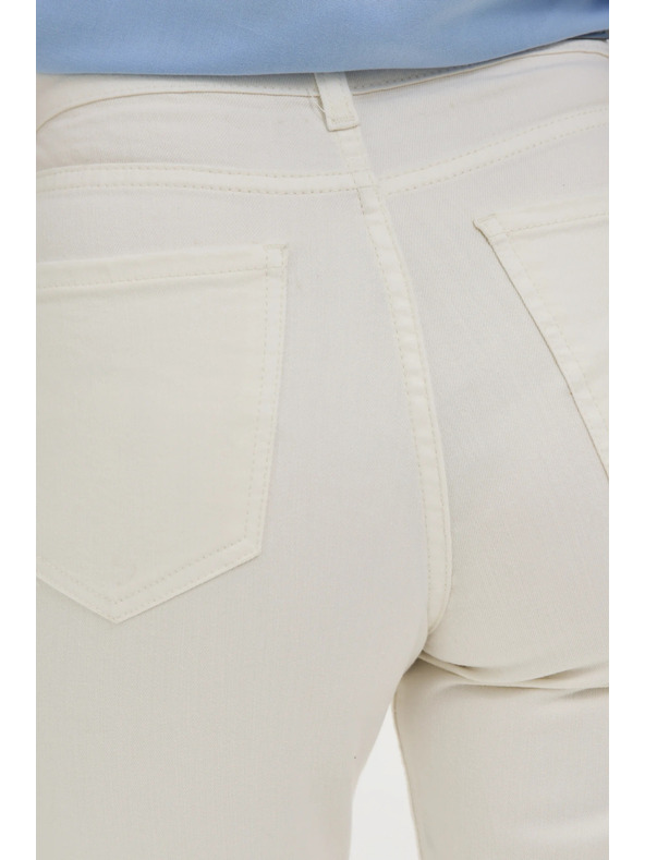 Moodo Fehér női rövidített farmer