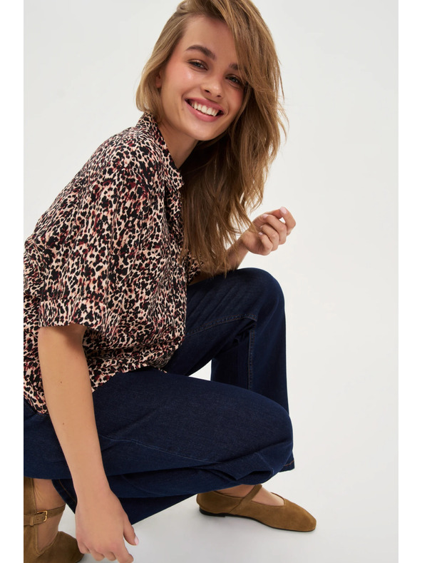 Moodo Sötétkék farmernadrág övvel Moodo