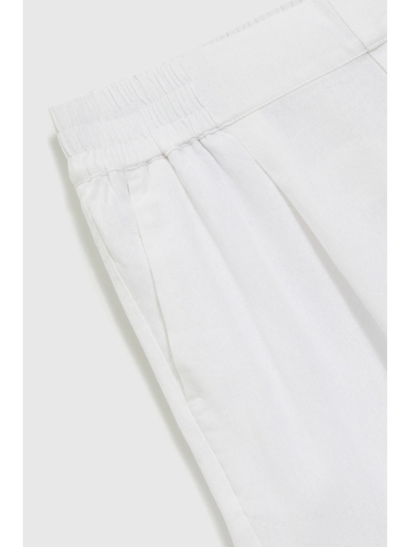 Moodo Moodo női rövidnadrág - fehér