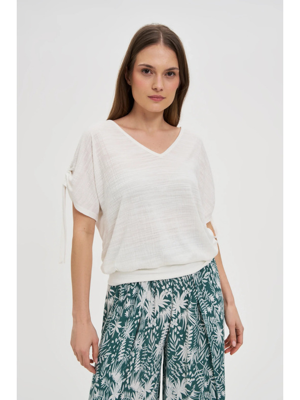 Moodo Fehér felső húzott ujjakkal