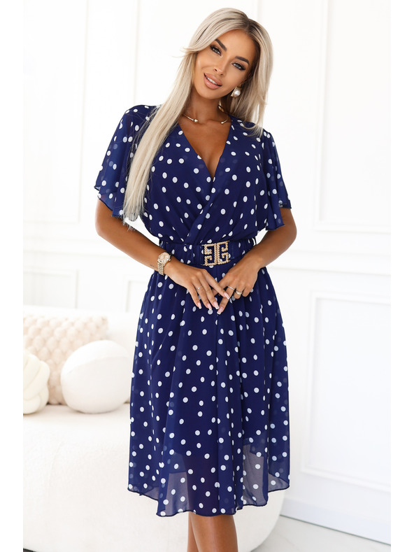 numoco Sötétkék ruha fehér pöttyökkel, átlapolós nyakkal és díszövvel