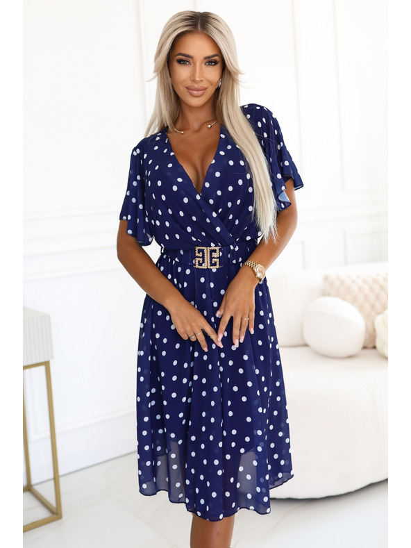 numoco Sötétkék ruha fehér pöttyökkel, átlapolós nyakkal és díszövvel