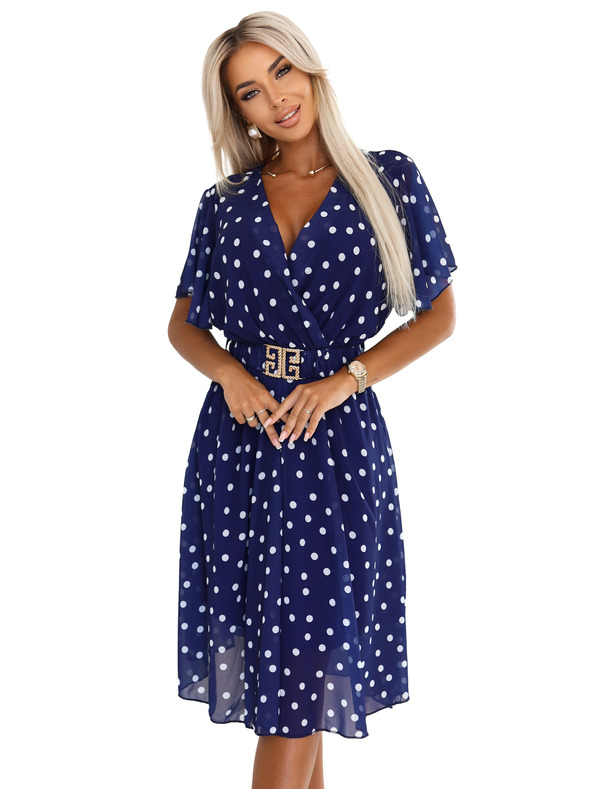 numoco Sötétkék ruha fehér pöttyökkel, átlapolós nyakkal és díszövvel