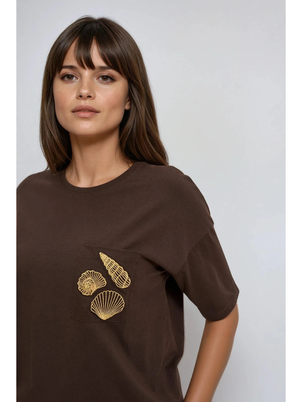 Moodo Barna nyomott mintás női póló