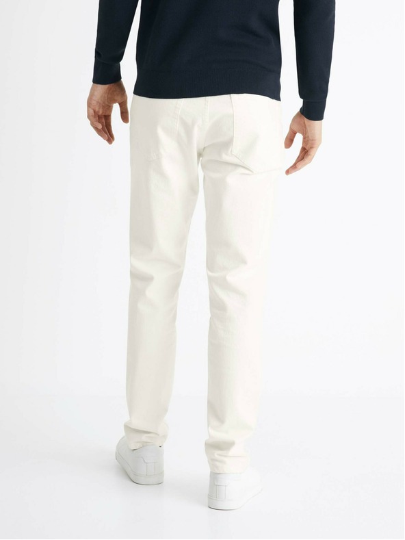 Celio Krémszínű férfi slim fit farmer Celio Coslim4