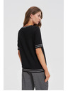 Moodo Fekete kontrasztos szegélyű Moodo top