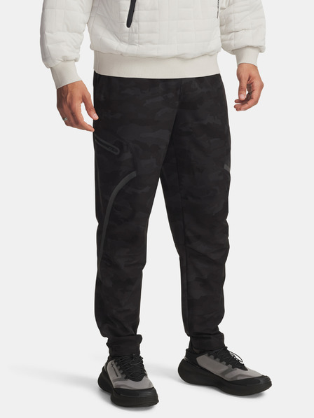 Under Armour Férfi sportnadrág Under Armour UA Unstoppable Cargo Pant-BLK