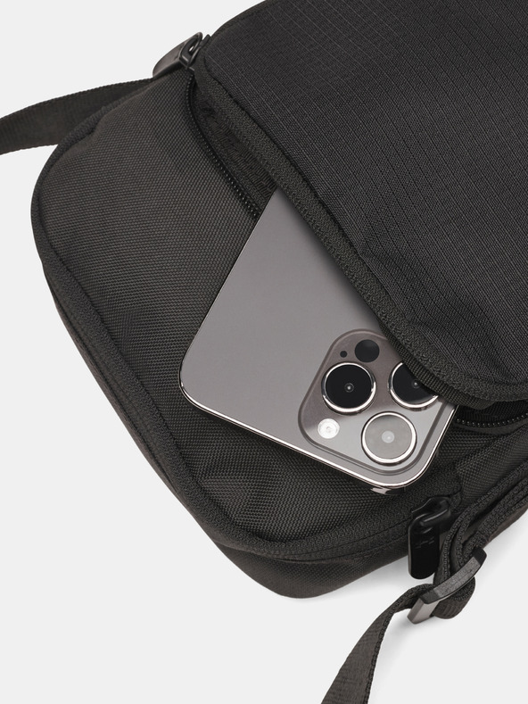 Under Armour Unisex táska Under Armour UA Essential Ripstop XB-BLK