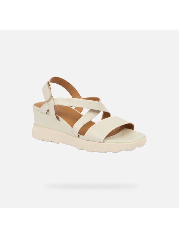 Geox Krémszínű Geox Spherica EC6 ékes női cipő