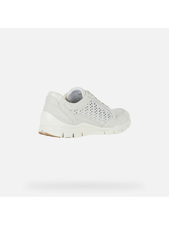 Geox Fehér női sportcipő Geox Sukie
