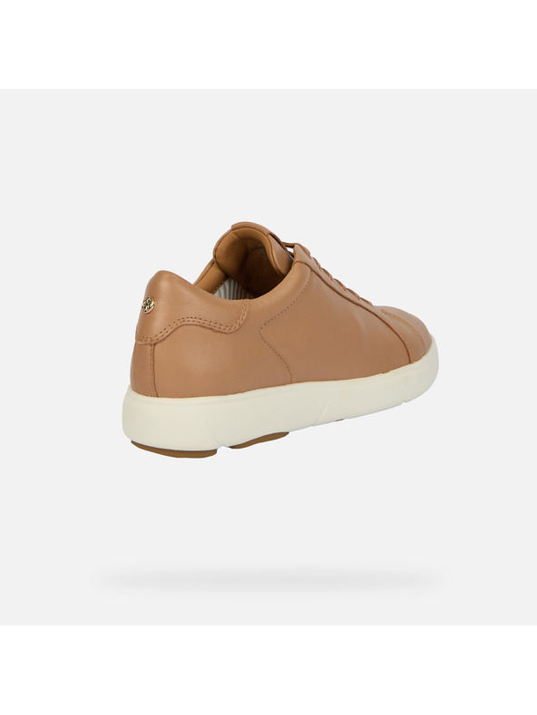 Geox Bézs női sportcipő Geox Nebula 2.0 C