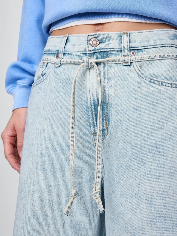 GAP Horseshoe fazonú UltraSoft farmernadrág GAP