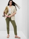 GAP Downtown Khakis nadrág GAP