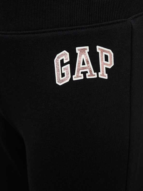 GAP Gyerek fleece sportnadrág logóval army GAP
