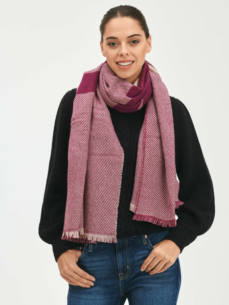 GAP Téli sál csíkokkal GAP