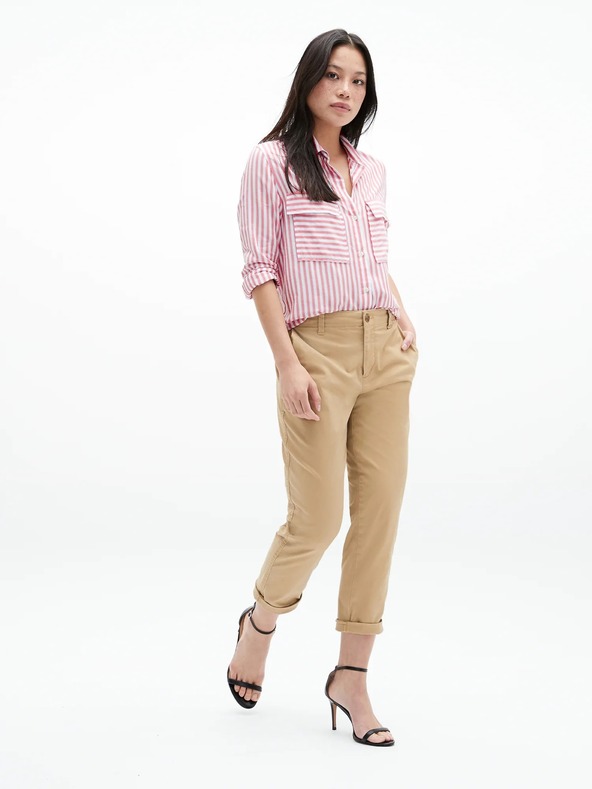 GAP Kalhoty girlfriend khaki in stretch twill GAP