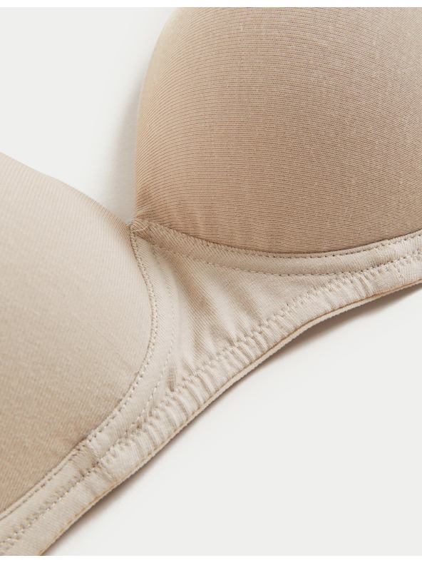 Marks & Spencer Három női merevítővel ellátott női melltartó készlet bézs, fekete és fehér színben Marks & Spencer