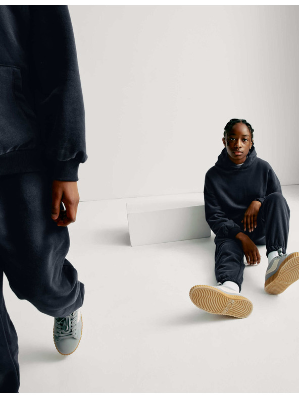 Marks & Spencer Magas pamutból készült melegítőnadrág (6-16 éves korig) Marks & Spencer tengerészkék