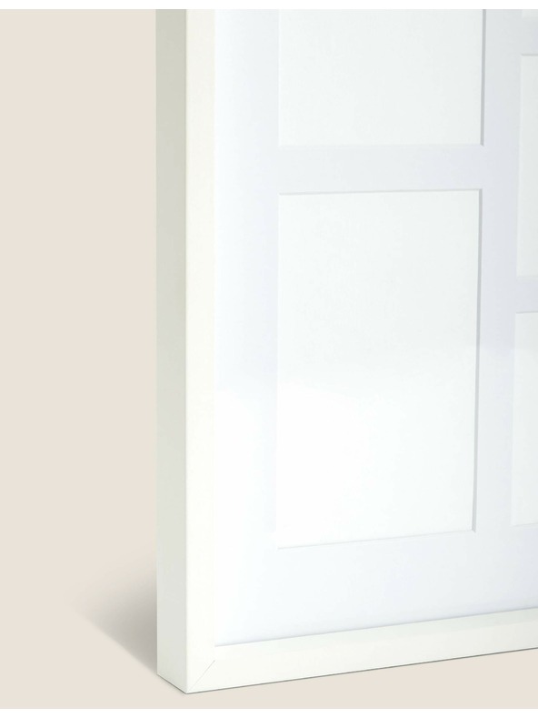 Marks & Spencer Fényképkeret 7 ablakkal, mindegyik 10 x 15 cm Marks & Spencer fehér