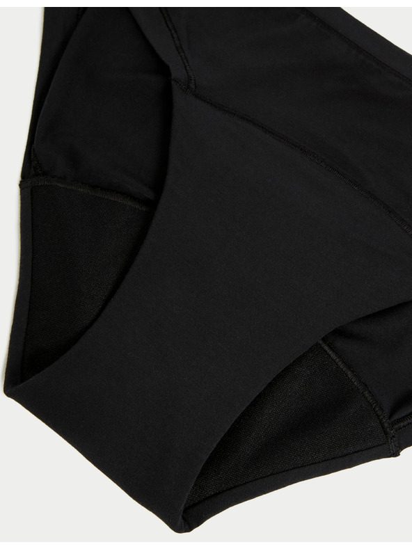 Marks & Spencer Magas nedvszívó képességű menstruációs bikinialsó, 3 db Marks & Spencer fekete