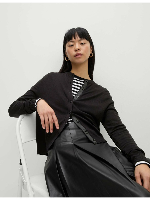 Marks & Spencer Marks & Spencer kereknyakú kardigán elöl gombokkal fekete színű