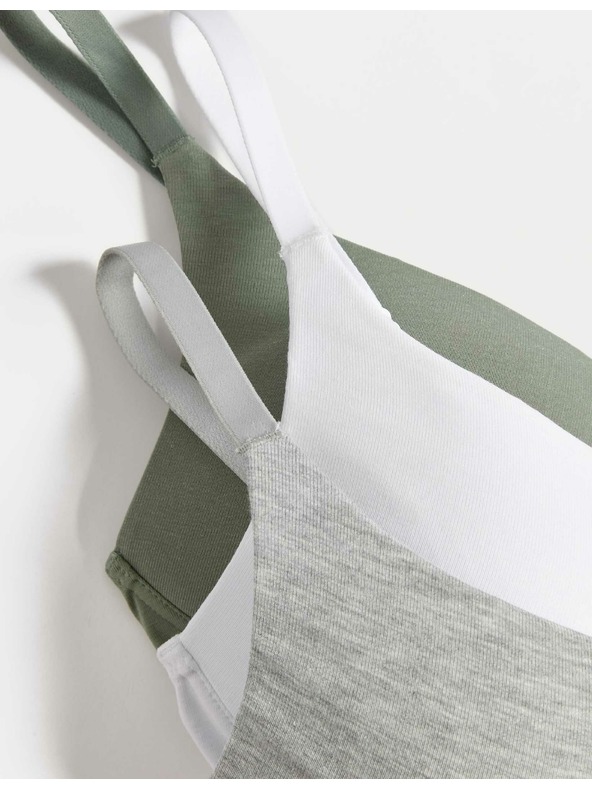 Marks & Spencer Sima merevítős dekoltázs melltartó, 4-es méret, 5. méret, merevítővel. A-E, 3 db Marks & Spencer zöld, 3 db.