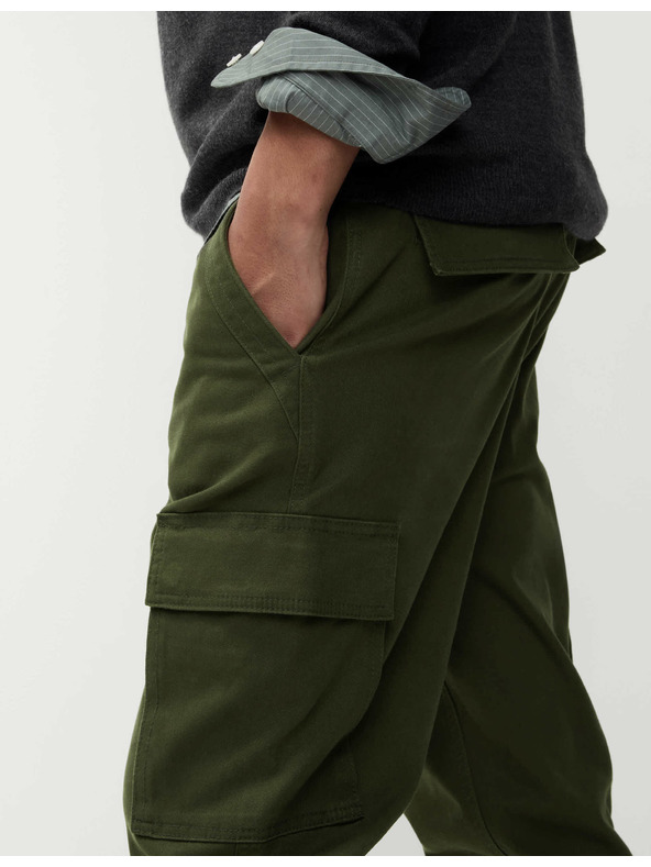 Marks & Spencer Stretch zsebes nadrág, enyhén szűkített szabású Marks & Spencer zöld