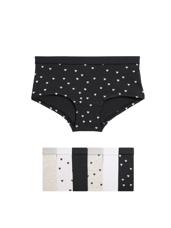 Marks & Spencer Szívmintás rövidnadrág magas pamuttartalommal, 7 db (5–16 éves) Marks & Spencer fekete