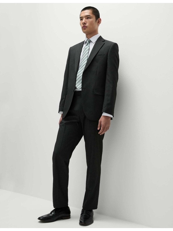 Marks & Spencer Karcsúsított szabású ing, könnyen vasalható Marks & Spencer fehér