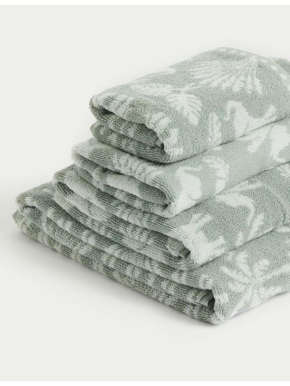 Marks & Spencer Elefántos és pálmafás mintás törölköző 100% pamutból Marks & Spencer zöld