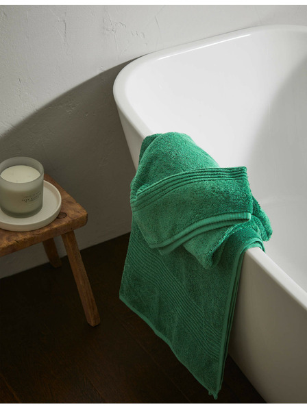 Marks & Spencer Luxus törölköző egyiptomi pamutból Marks & Spencer zöld