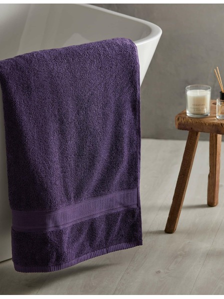 Marks & Spencer Extra puha antibakteriális törölköző 100% pamutból Marks & Spencer lila