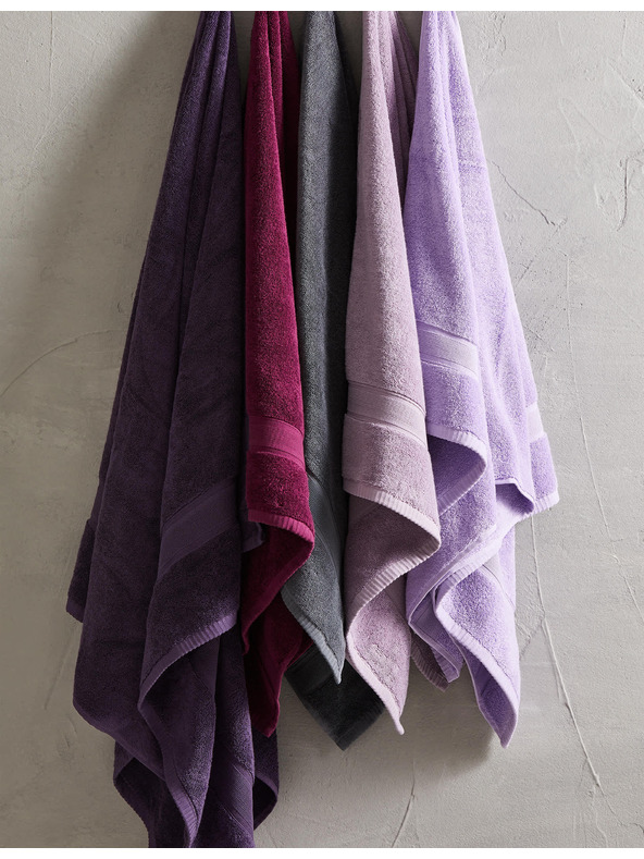 Marks & Spencer Extra puha antibakteriális törölköző 100% pamutból Marks & Spencer lila