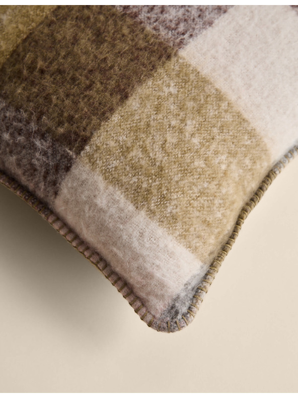 Marks & Spencer Marks & Spencer zöld kockás műmohair díszpárna