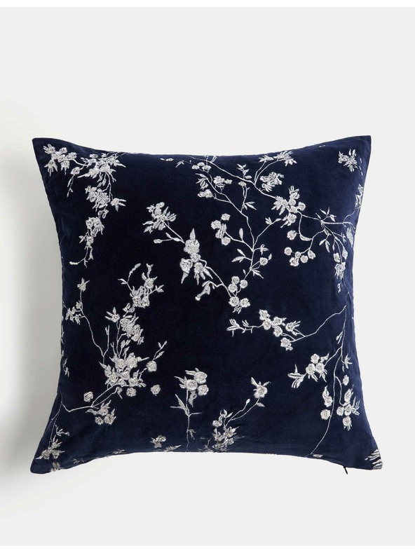 Marks & Spencer Marks & Spencer sötétkék bársony díszpárna hímzött cseresznyevirágokkal