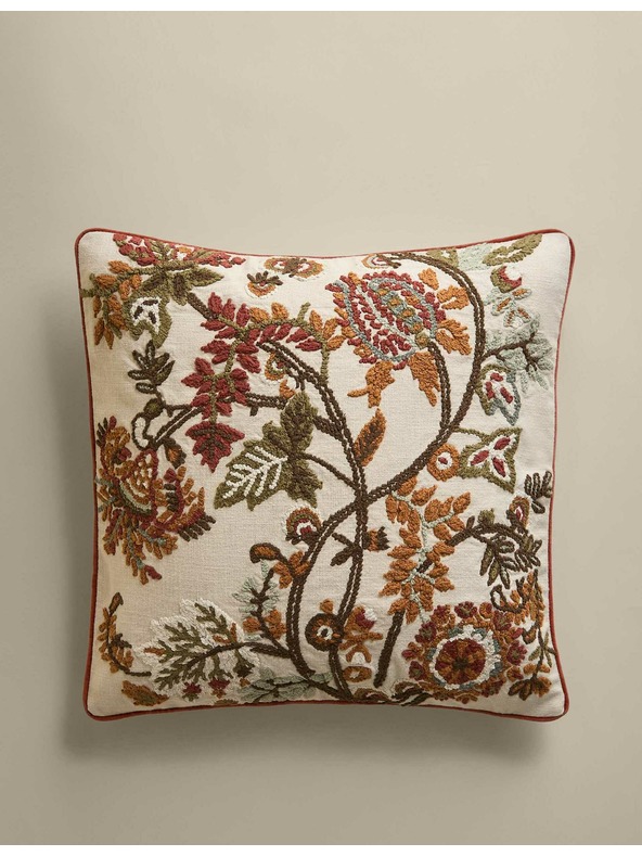 Marks & Spencer Marks & Spencer krémes virágos hímzésű pamut díszpárna