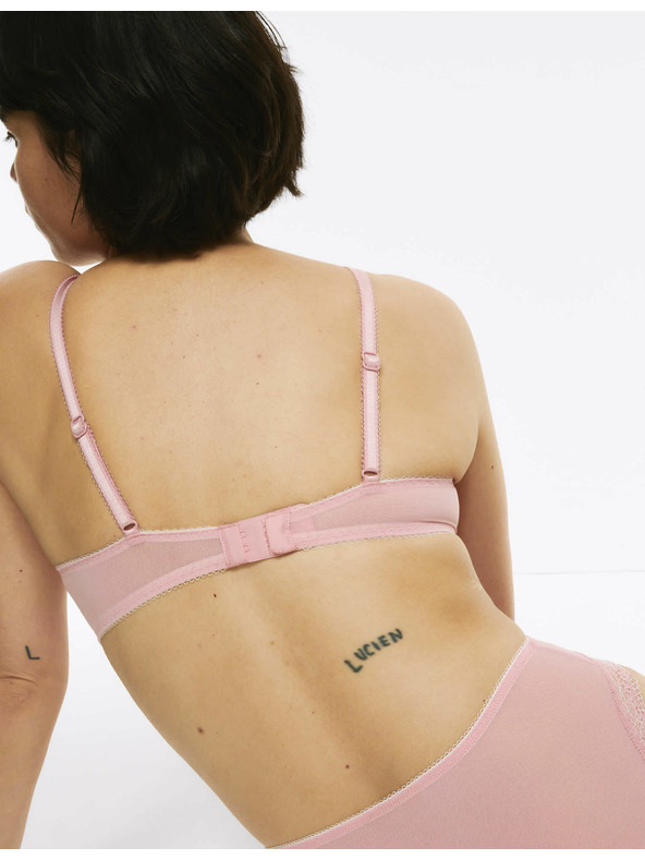 Marks & Spencer Dekoltált melltartó csontokkal és csipkével, méret A–E Marks & Spencer rózsaszín