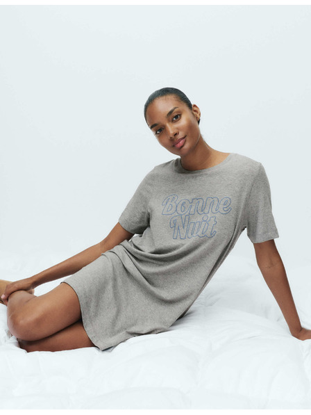 Marks & Spencer Felirattal ellátott Cool Comfort™ hálóing Marks & Spencer szürke