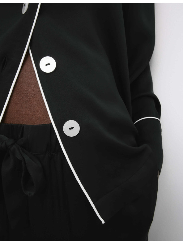 Marks & Spencer Marks & Spencer szatén pizsama szett hajtókával fekete