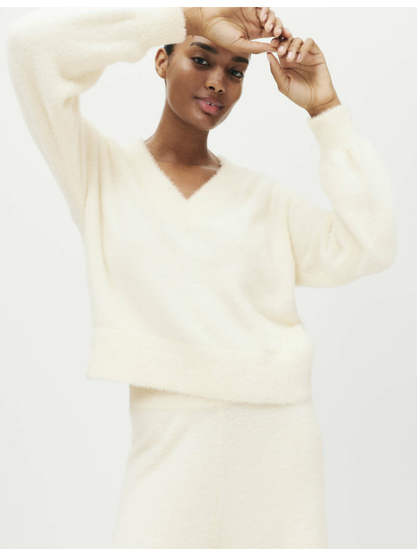 Marks & Spencer Marks & Spencer kényelmes V-nyakú kötött pehelytop krémszínű