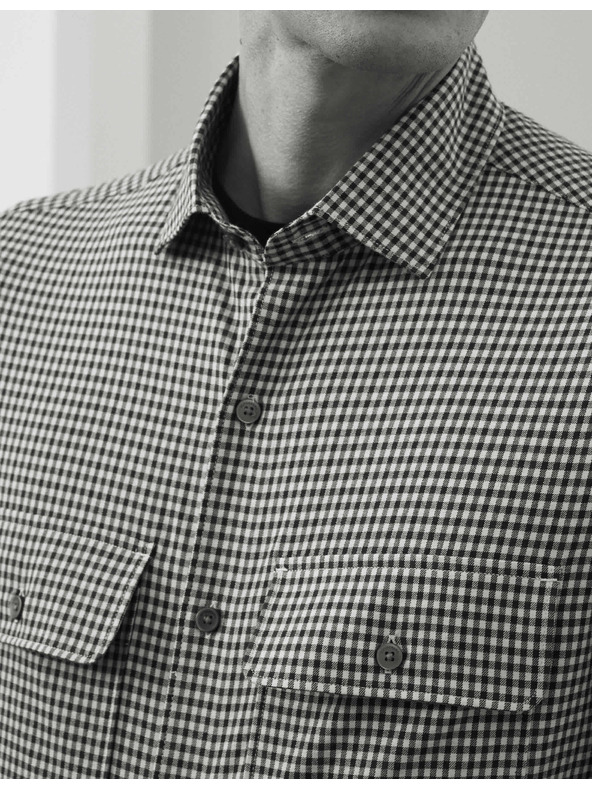 Marks & Spencer Marks & Spencer kockás, magas pamuttartalmú, könnyen vasalható ing bézs