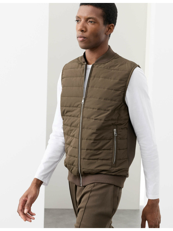 Marks & Spencer Steppelt mellény cipzárral, Stormwear™ technológiával és magas pamuttartalommal Marks & Spencer zöld