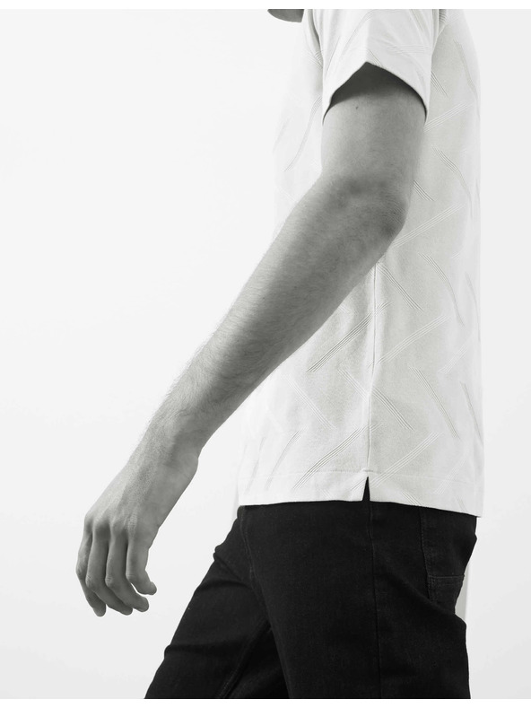 Marks & Spencer Geometriai mintás póló, 100% pamutból, Marks & Spencer törtfehér