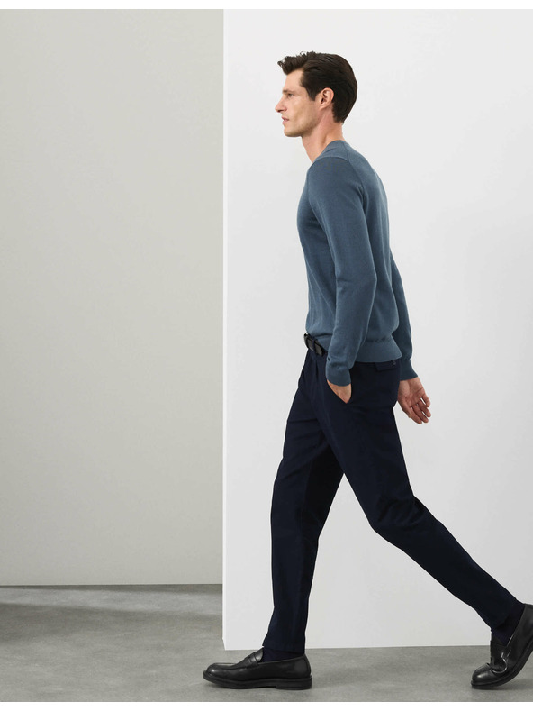 Marks & Spencer V-nyakú pulóver tiszta rendkívül finom merino gyapjúból, Marks & Spencer sötétkék