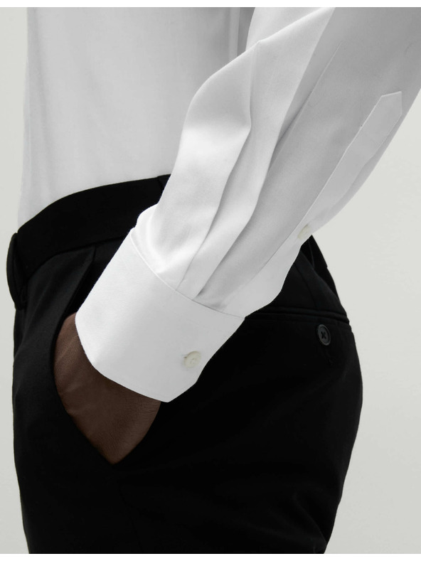 Marks & Spencer Marks & Spencer fehér, klasszikus szabású pamuting vasalást nem igénylő anyagból