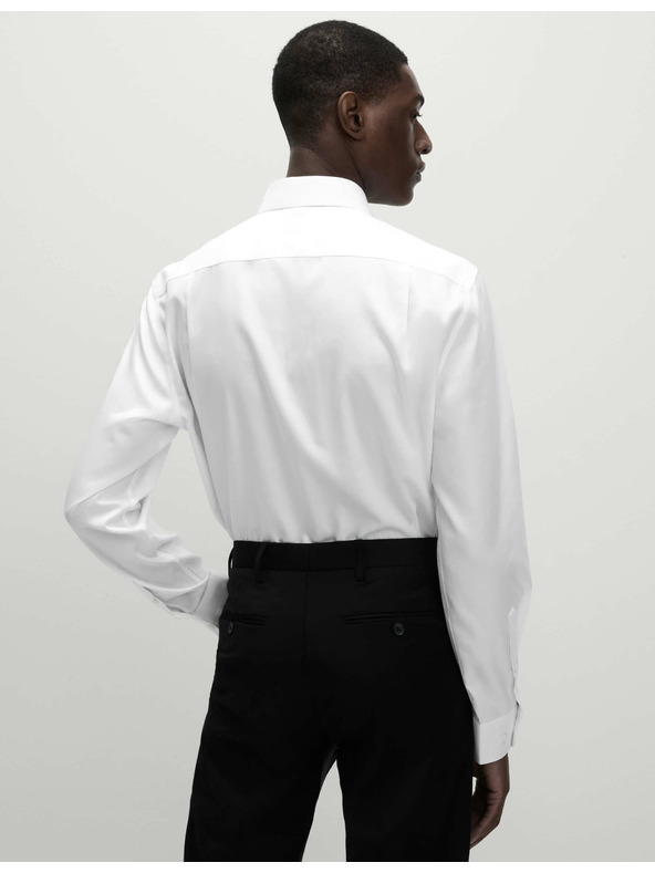 Marks & Spencer Marks & Spencer fehér, klasszikus szabású pamuting vasalást nem igénylő anyagból