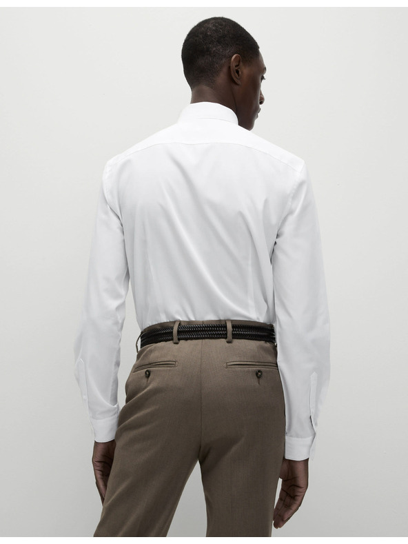 Marks & Spencer Marks & Spencer fehér, keskeny szabású ing pamut keverékből, vasalást nem igénylő anyagból