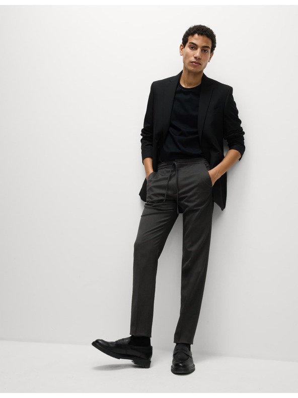 Marks & Spencer Rugalmas, klasszikus szabású formális nadrág Marks & Spencer fekete