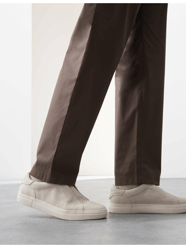 Marks & Spencer Marks & Spencer szuper könnyű chino nadrág, enyhén szűkített szabás barna